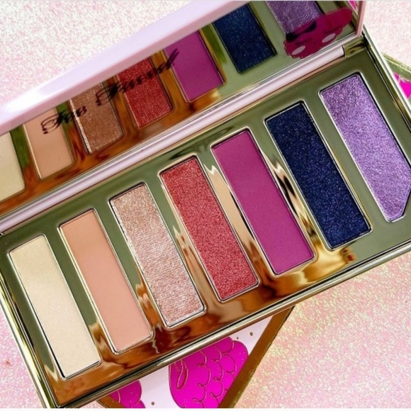 Too Faced Tutti Frutti RazzleDazzle Berry - Picture 2 of 6